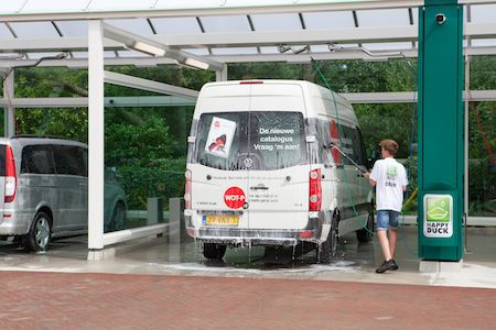 happy-duck-duivendrecht-bedrijfswagens-wassen